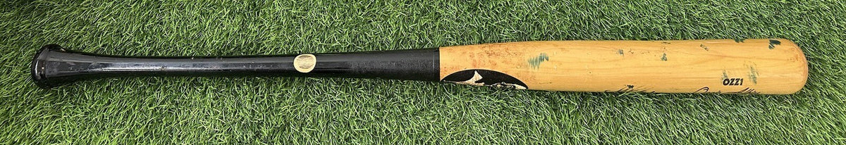 Ozzie Albies Atlanta Braves Game Used Bat Birdman 2022 Uncracked GUG LOA “1”