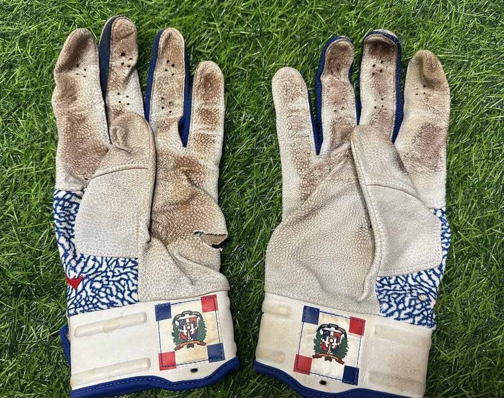 Vladimir Guerrero Jr. Toronto Blue Jays Game Used Batting Gloves 2022 GUG LOA