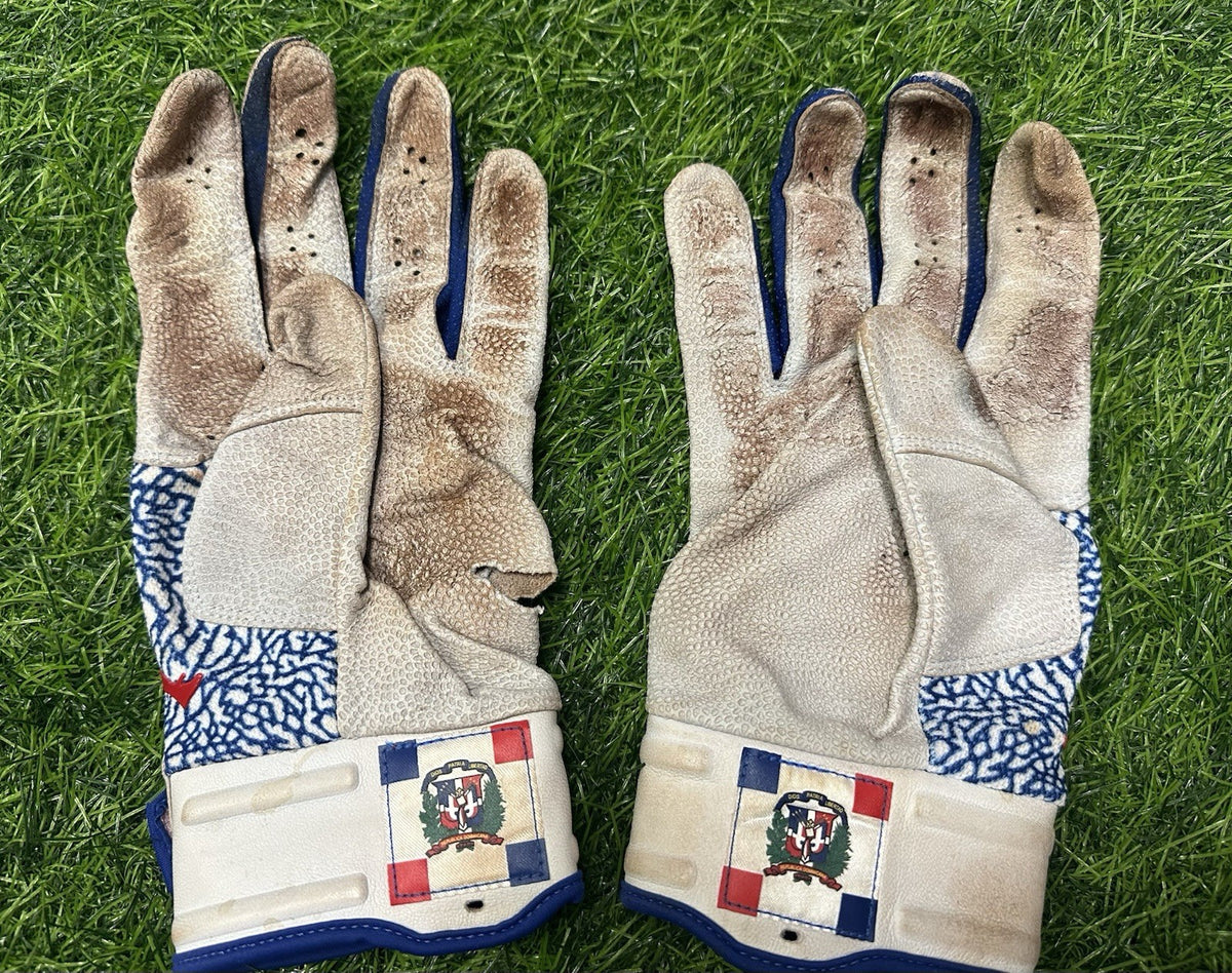 Vladimir Guerrero Jr. Toronto Blue Jays Game Used Batting Gloves 2022 GUG LOA