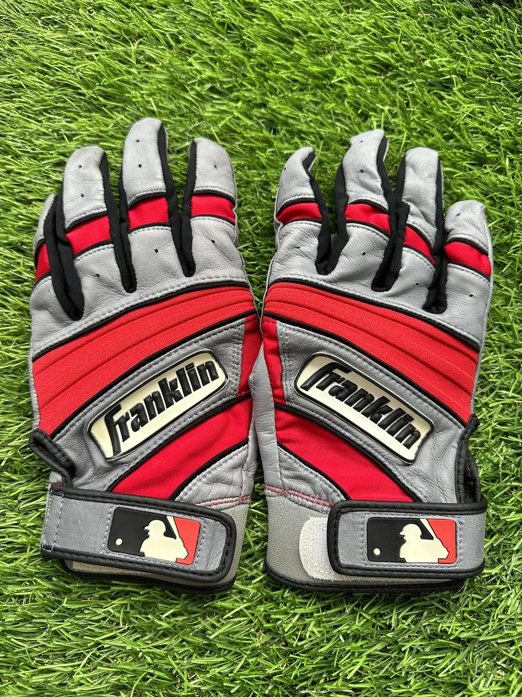 Joey Votto Cincinnati Reds Game Used Batting Gloves Signed PSA Authenticated
