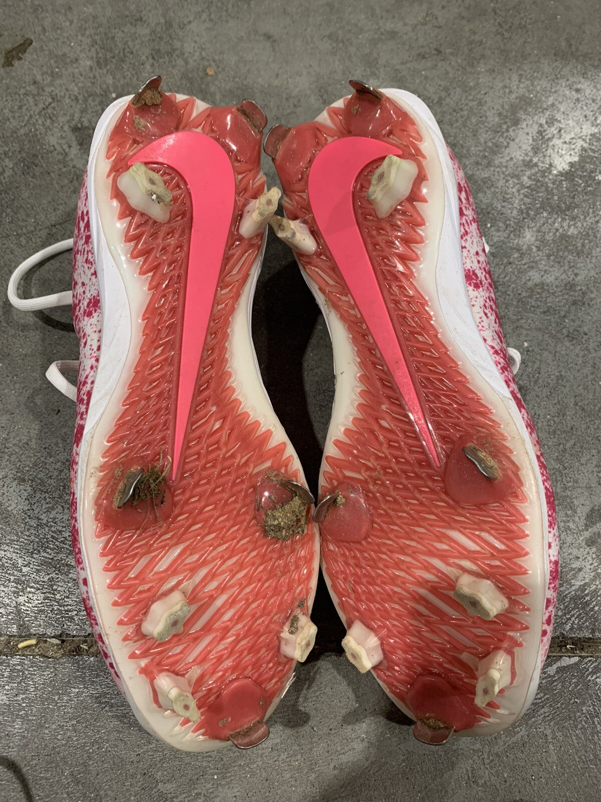 Carlos Gonzalez Colorado Rockies Game Used Cleats 2017 Mother’s Day Gonzalez LOA