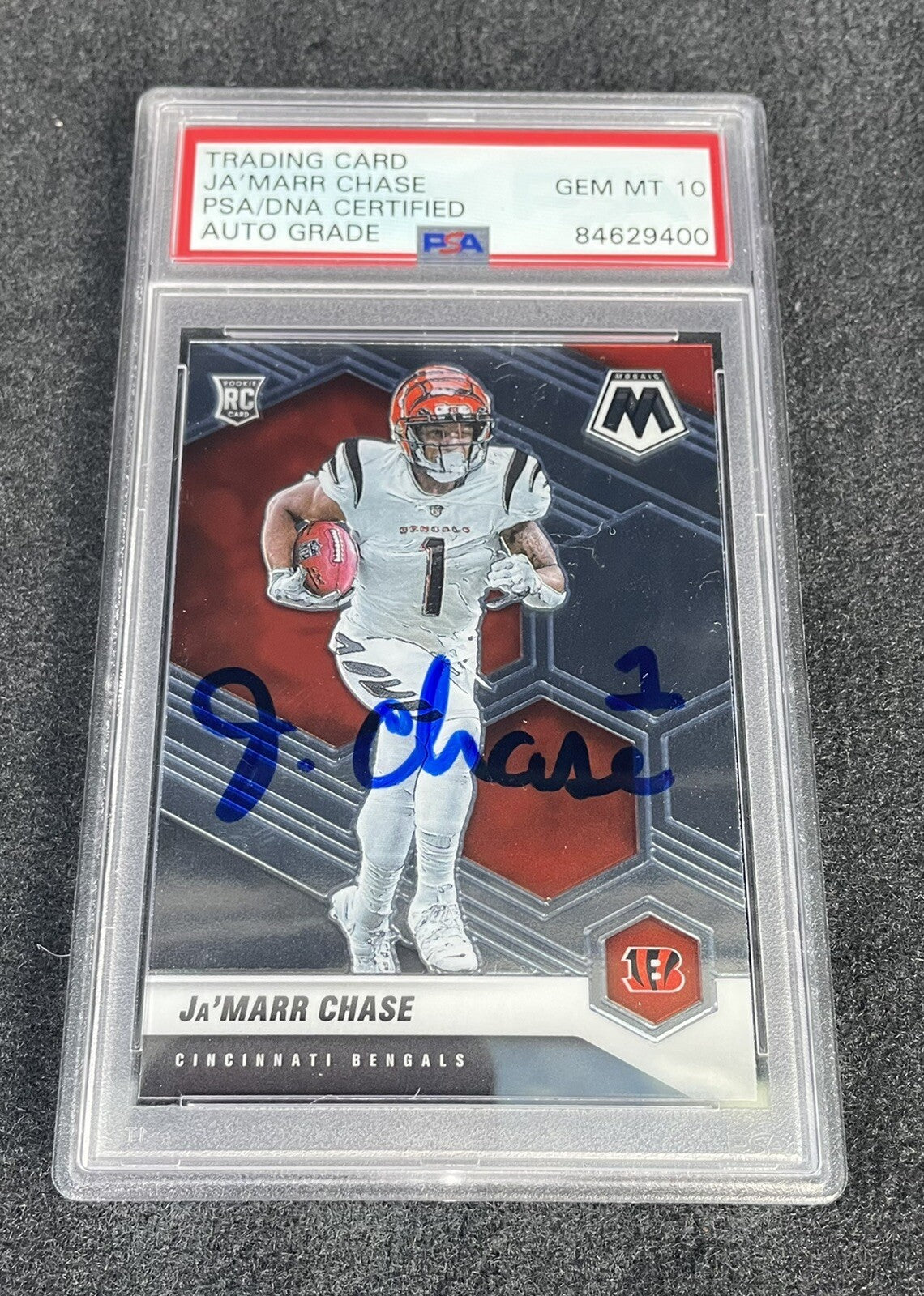 Ja’marr Chase Cincinnati Bengals Panini Mosaic #307 Rookie Card Signed PSA 10