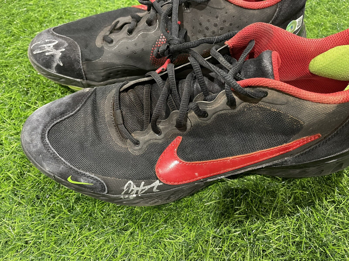 Joey Votto Cincinnati Reds Game Used Cleats 2021 Signed Beckett LOA