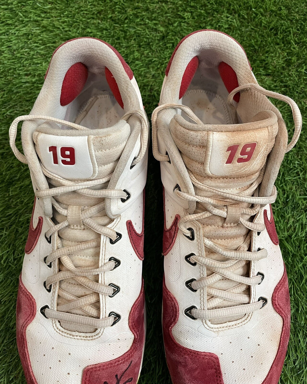 Joey Votto Cincinnati Reds Game Used Cleats 2020 Signed Beckett LOA