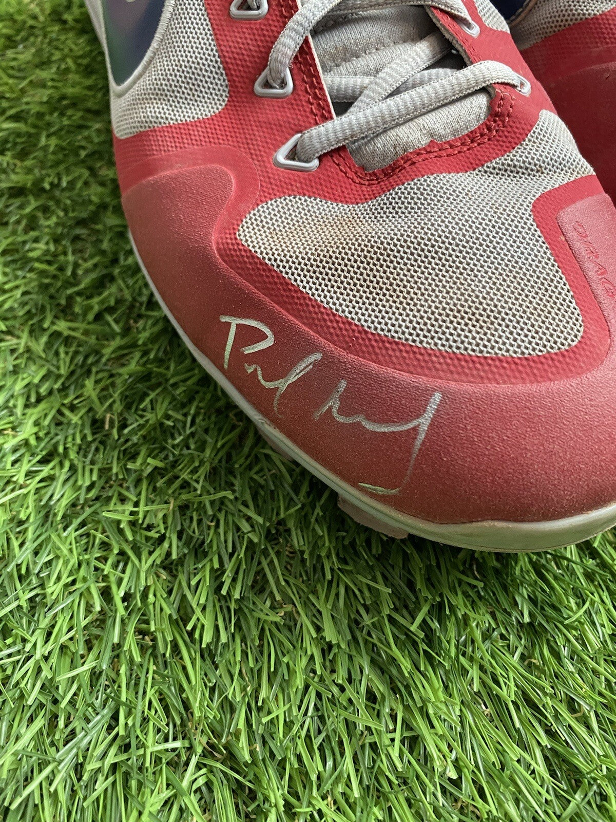 Paul Goldschmidt St. Louis Cardinals Game Used Cleats Signed MLB Auth LOA