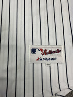 Derek Jeter New York Yankees Team Issued Jersey MLB Authenticated 2014 Signed