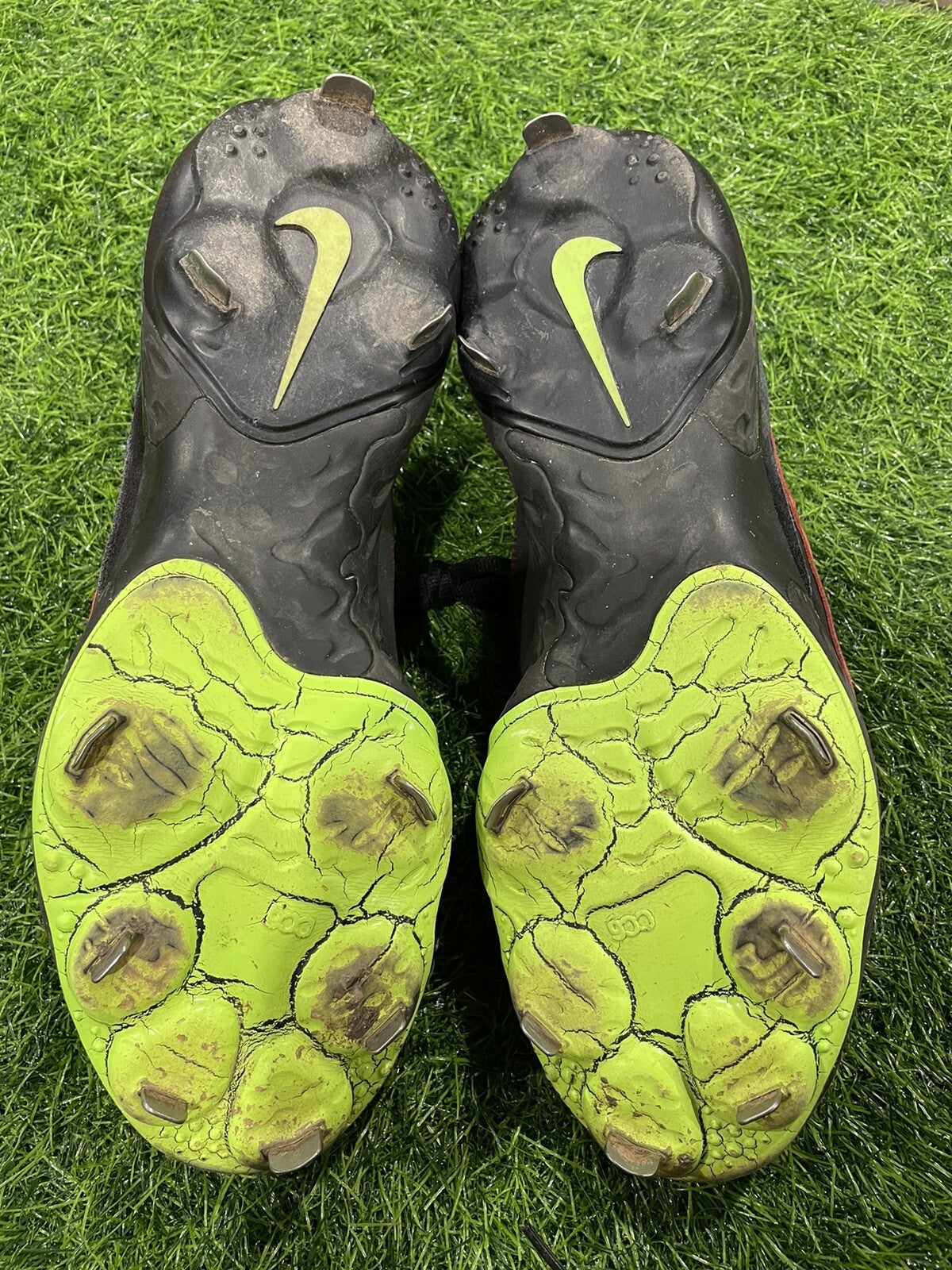 Joey Votto Cincinnati Reds Game Used Cleats 2021 Signed Beckett LOA