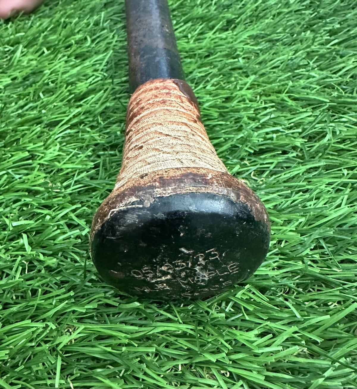 Ozzie Albies Atlanta Braves Game Used Acuna Bat 2023 Double Uncracked Signed