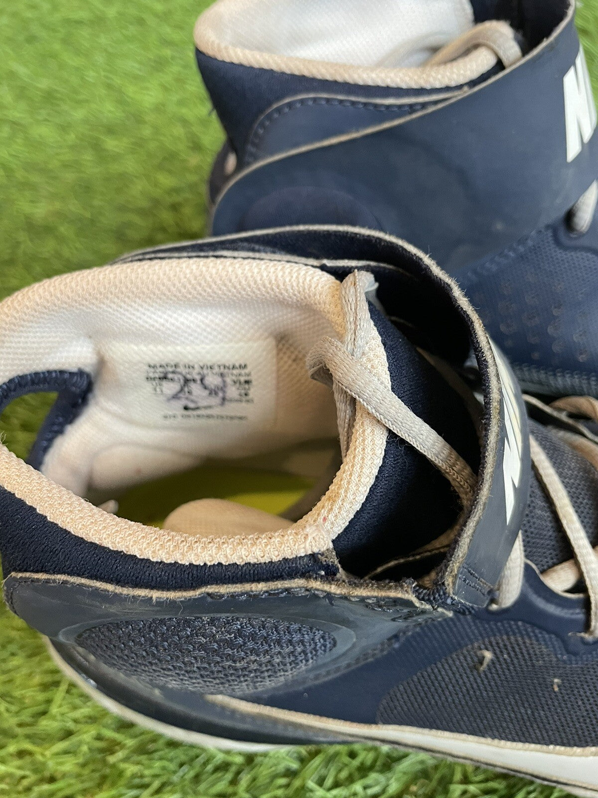 William Contreras Atlanta Braves Game Used Cleats “First Career HR” Signed LOA