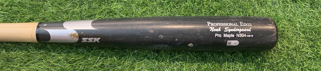 Noah Syndergaard New York Mets Game Used Bat 2019 MLB Auth “Single”