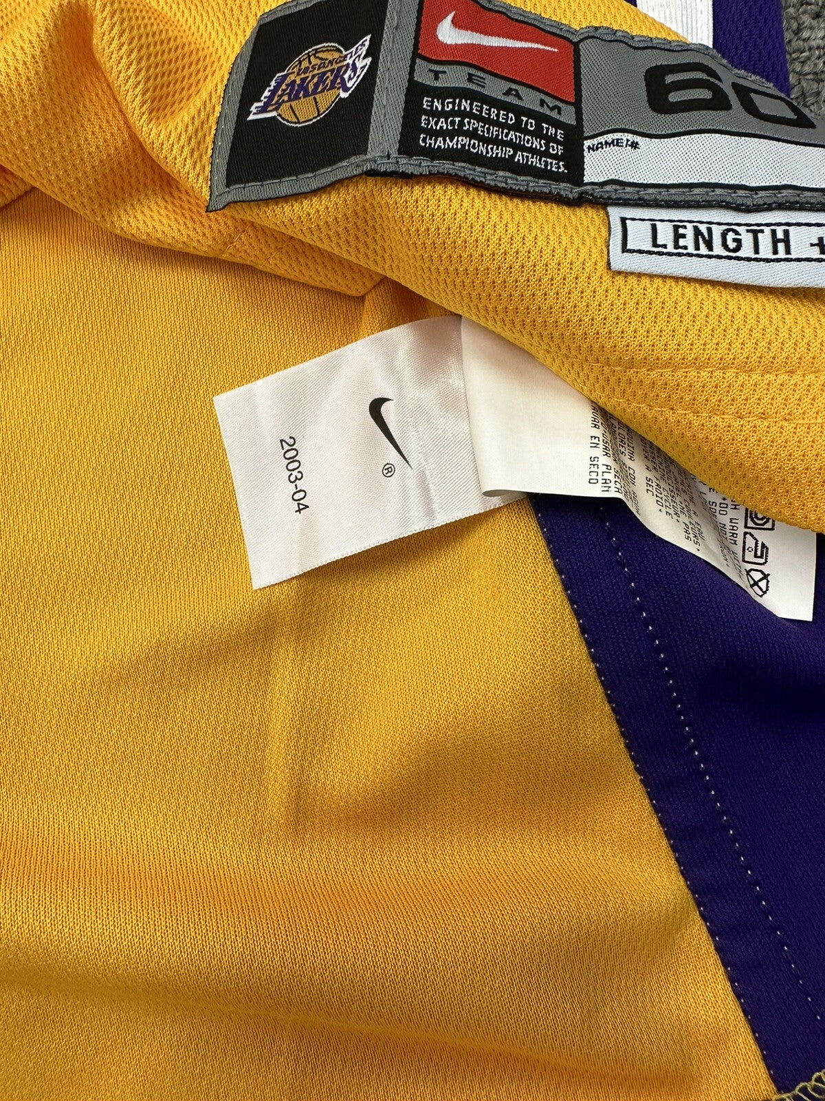 Shaquille O’Neal Los Angeles Lakers Player Issed Jersey 03-04 Signed Beckett LOA