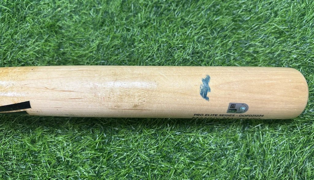 Manny Machado San Diego Padres Game Used Bat WALK OFF HR #325 MLB Auth
