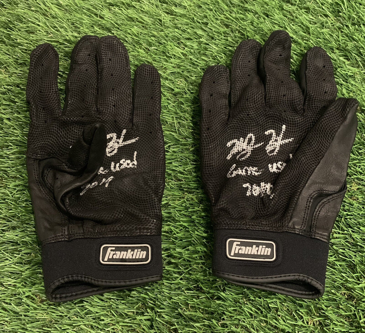 Ke’Bryan Hayes Pittsburgh Pirates Game Used Batting  Gloves “Top Prospect” LOA