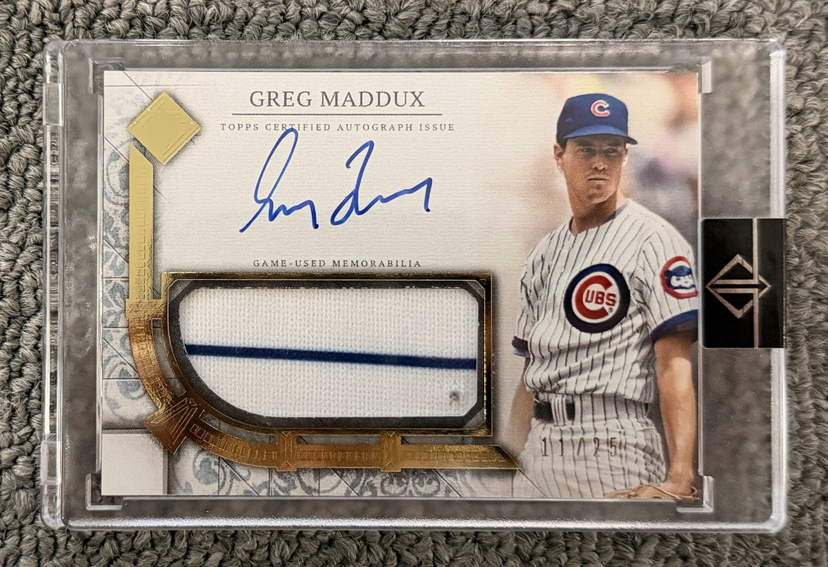 Greg Maddux Topps Transcendent 2024 Baseball Card TCAR-GM Signed #’ed 11/25