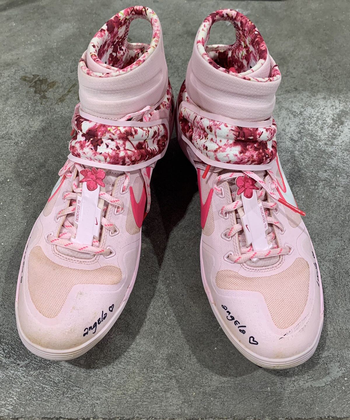 Carlos Gonzalez Cleveland Indians Game Used Cleats 2019 Mothers Day Gonzalez LOA