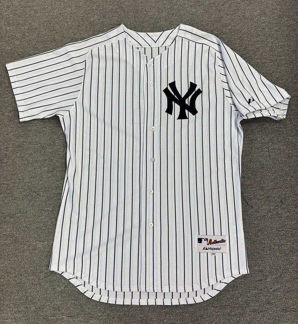 Derek Jeter New York Yankees Team Issued Jersey MLB Authenticated 2014 Signed