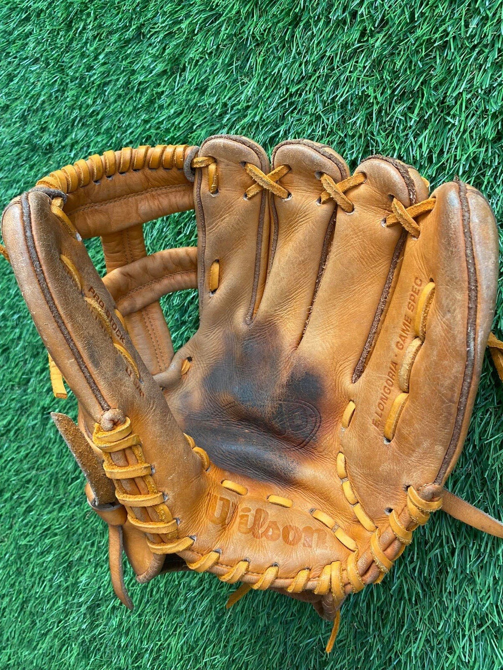Carlos Correa Houston Astros Game Used Worn Fielding Glove Signed LOA