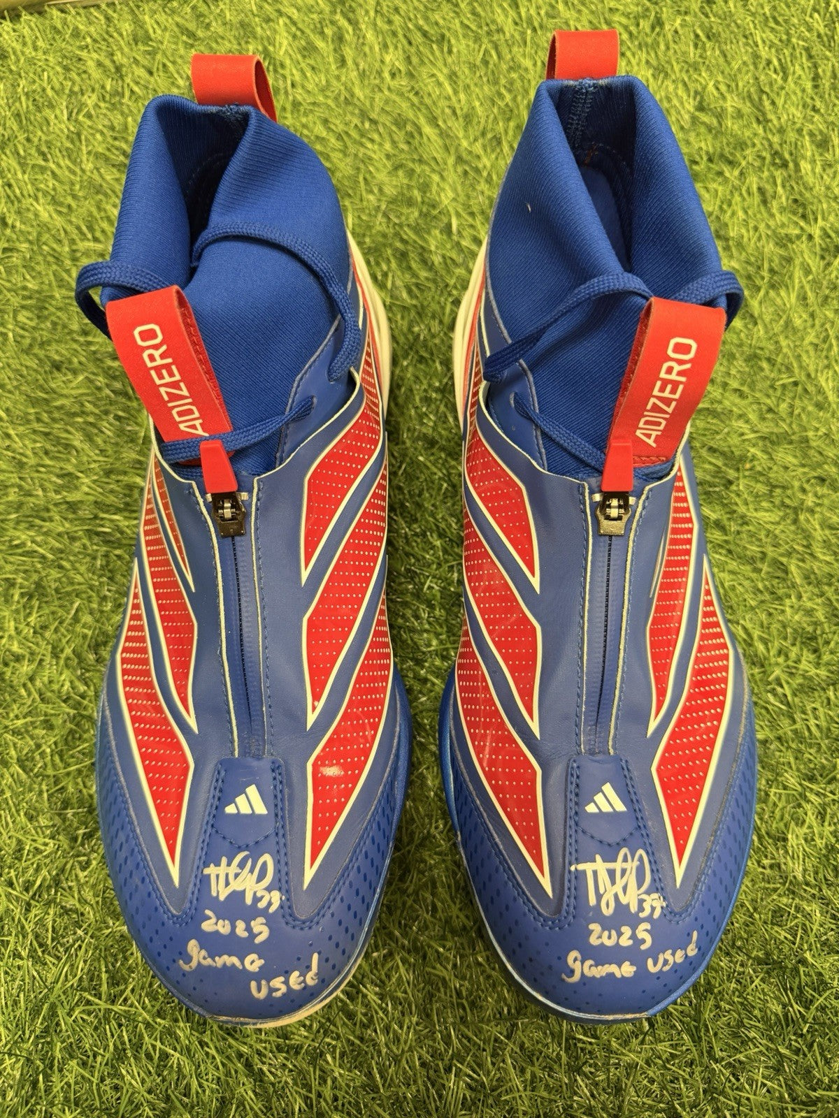 Teoscar Hernandez Dodgers Game Used Cleats 2025 Wild Card 2 HR’s GUG LOA Matched