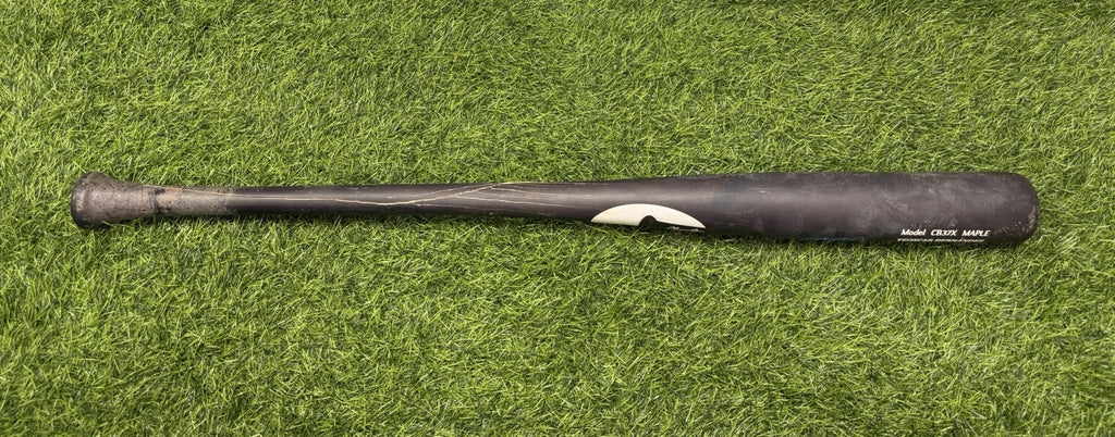 Teoscar Hernandez 2025 Dodgers Game Used Bat Signed 213th HR MLB Auth GUG LOA
