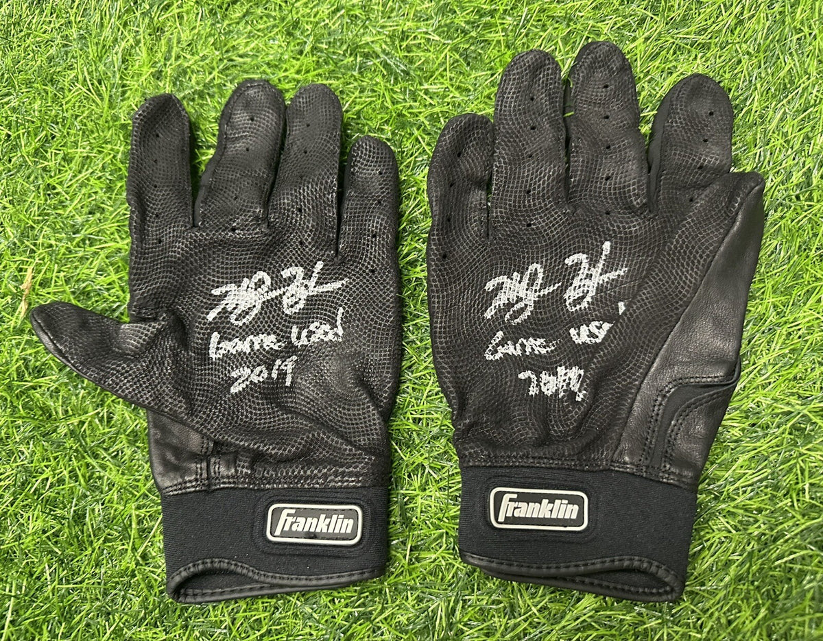Ke’Bryan Hayes Pittsburgh Pirates Game Used Batting Gloves Black 2019 Hayes LOA