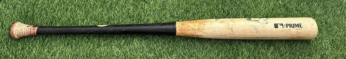 Ozzie Albies Atlanta Braves Game Used Acuna Bat 2023 Double Uncracked Signed