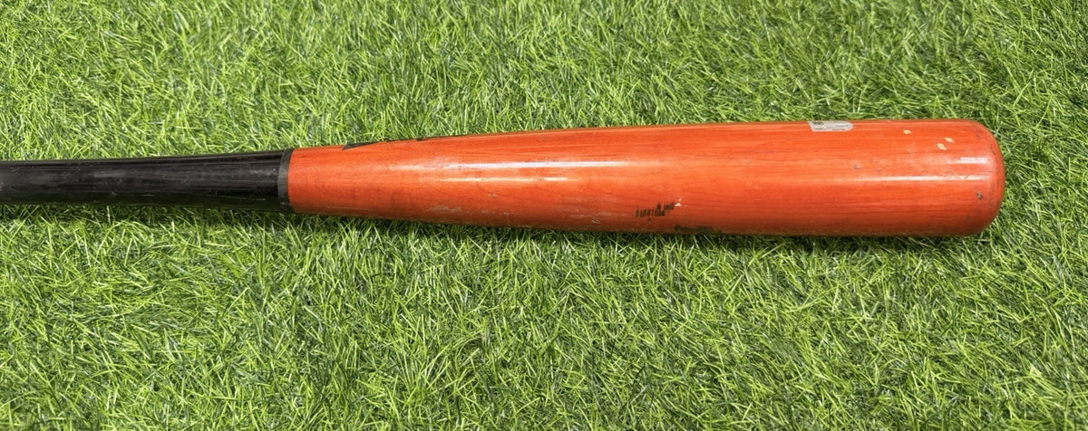 Jose Altuve Houston Astros Game Used Bat 2023 MLB Auth Uncracked
