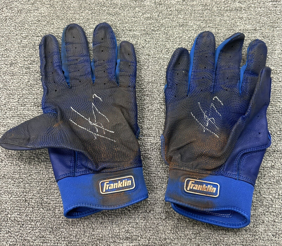 Luis Arraez Game Used Batting Gloves 2023 Miami Marlins Signed GUG LOA