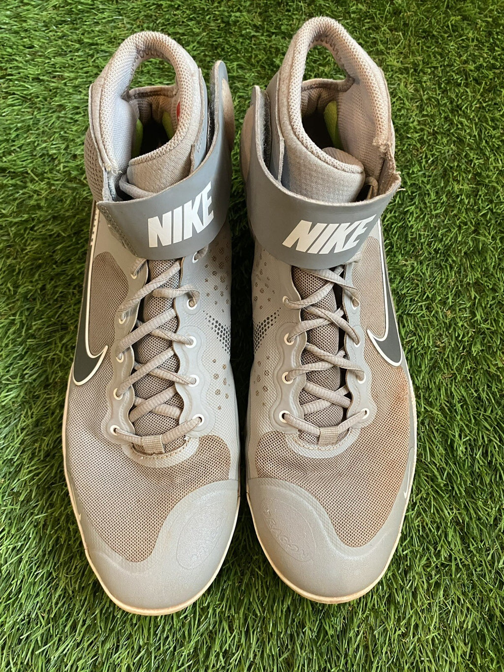 Jonathan India Cincinnati Reds Game Used Cleats “2021 NL ROY” LOA Signed