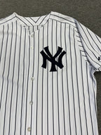 Derek Jeter New York Yankees Team Issued Jersey MLB Authenticated 2014 Signed