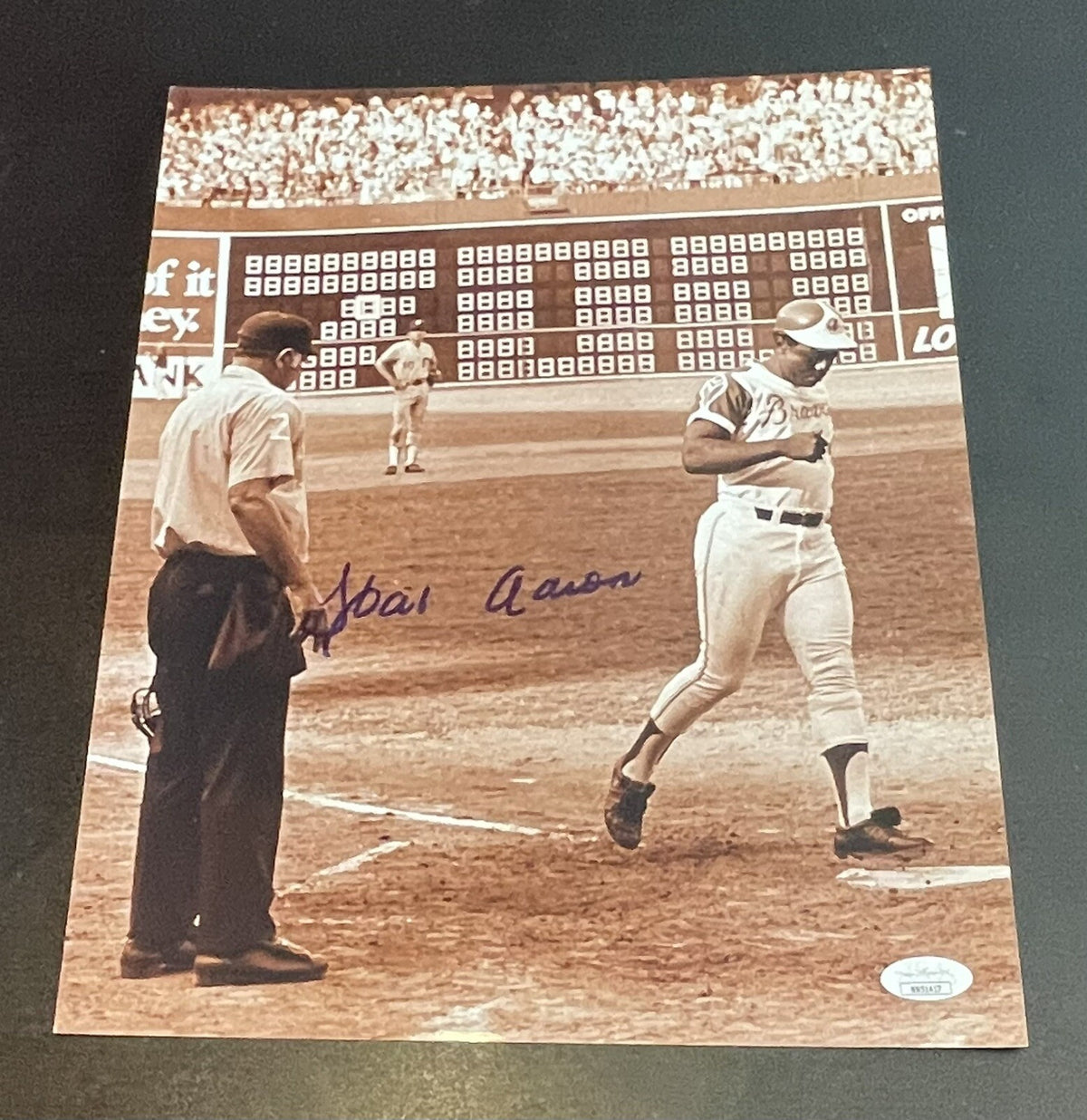 Hank Aaron Autographed 11”x14” Picture 700th Career HR Signed JSA LOA
