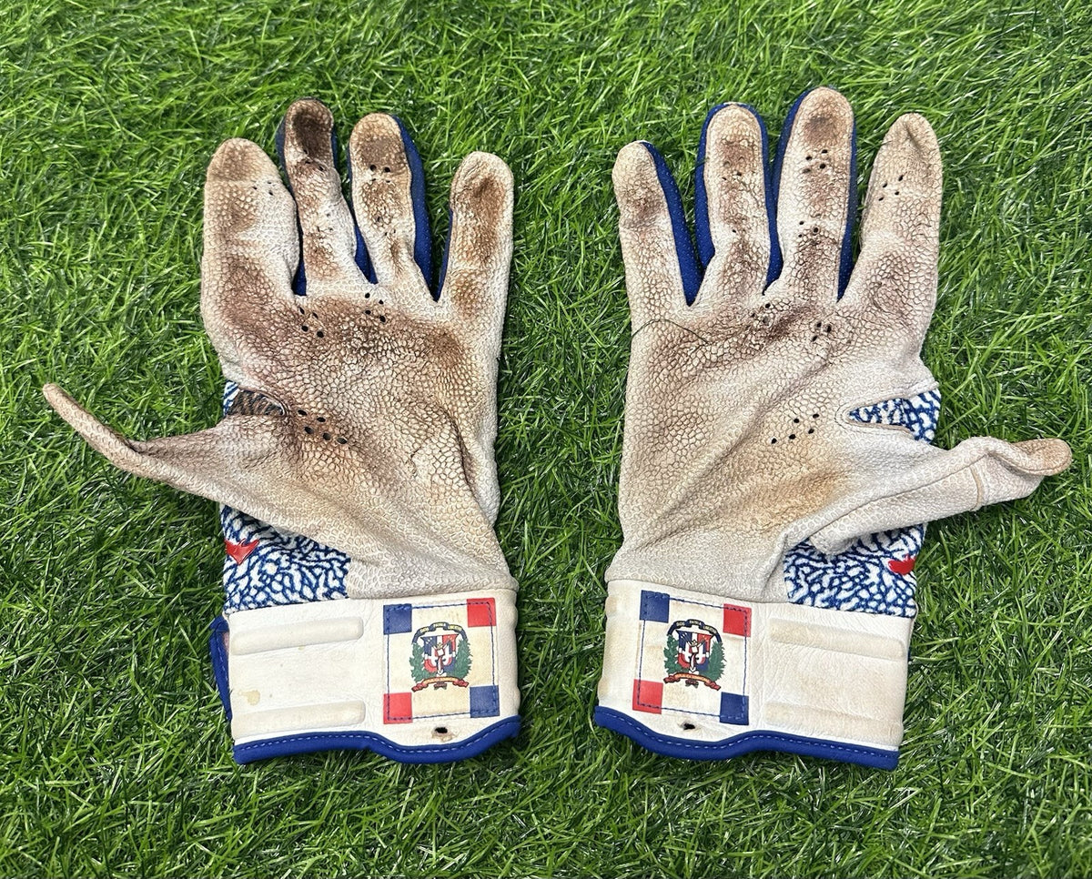 Vladimir Guerrero Jr. Toronto Blue Jays Game Used Batting Gloves XL 2022 GUG LOA