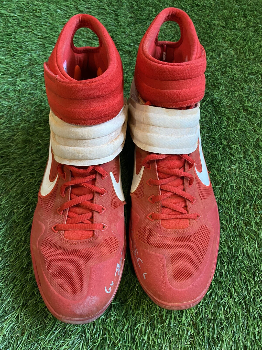 Jonathan India Cincinnati Reds Game Used Cleats “2021 NL ROY” LOA Signed