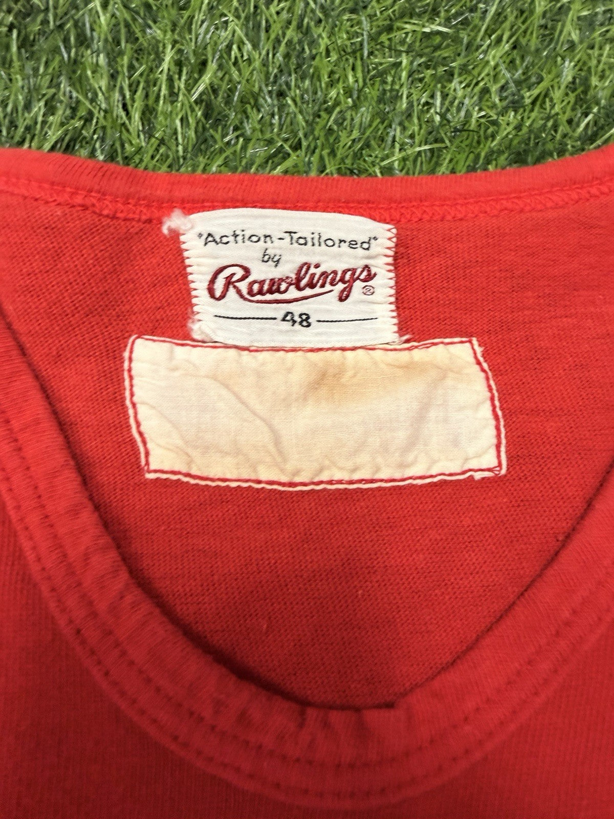 Johnny Bench 1983 Cincinnati Reds Game Used Shirt Bench LOA Signed Excellent Use