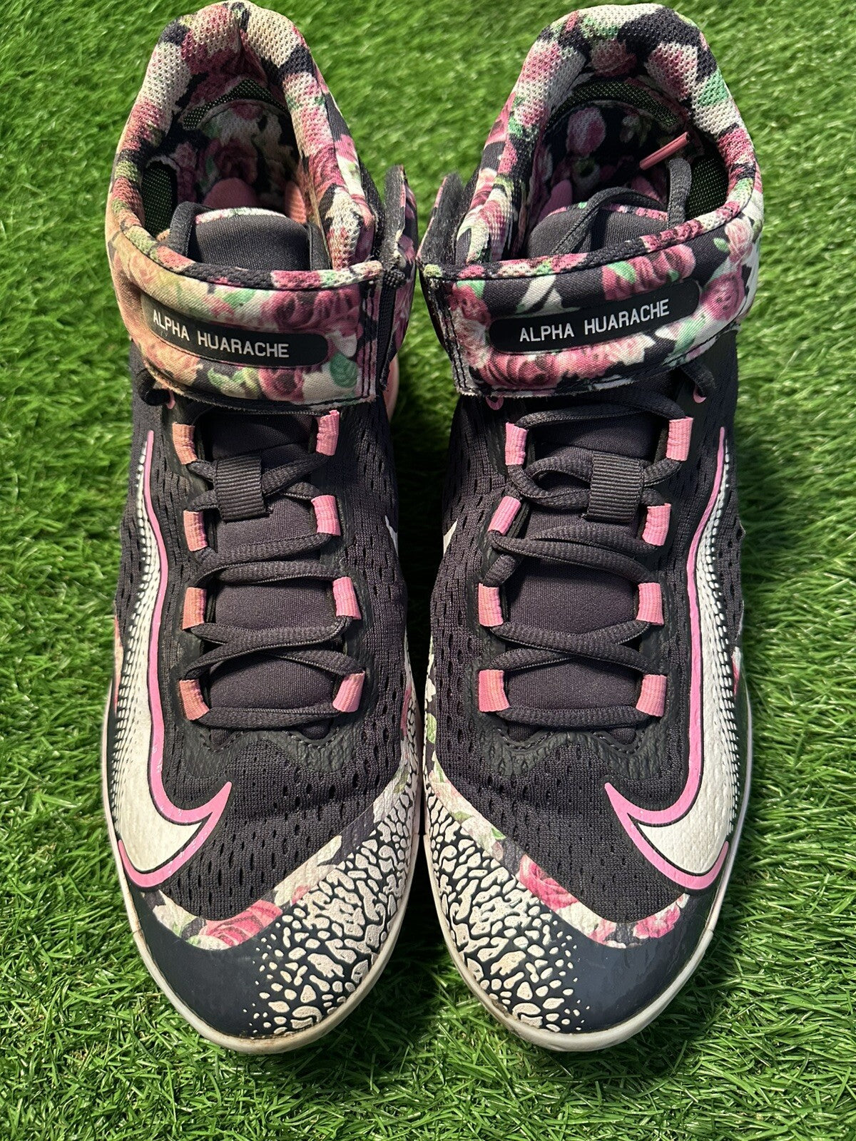 Gabriel Moreno Arizona Dbacks Game Used WornCleats 2023 Rookie Season GUG LOA