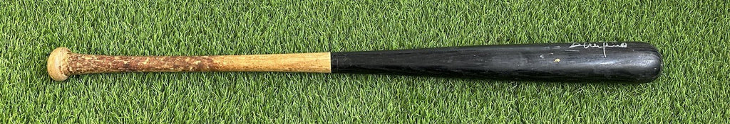 Dave Winfield Game Used Bat Signed 1990 PSA / DNA GU 10