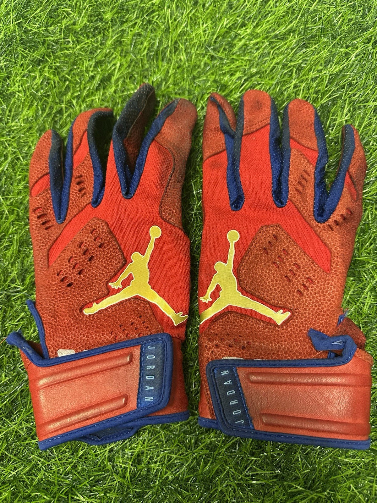 Vladimir Guerrero Jr. Toronto Blue Jays Game Used Batting Gloves 2022 GUG LOA