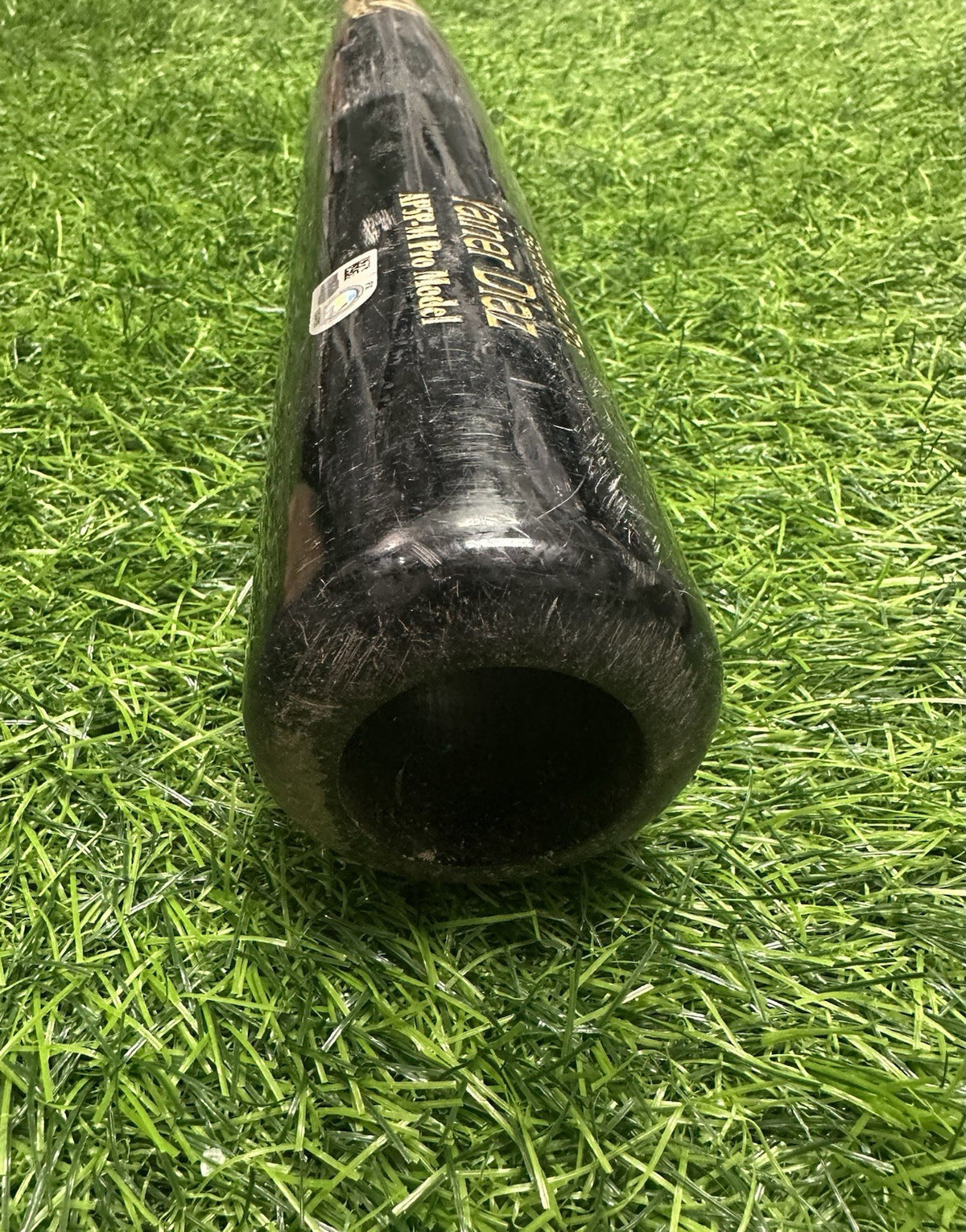 Yainer Diaz Houston Astros Game Used Bat 2024 Uncracked MLB Auth