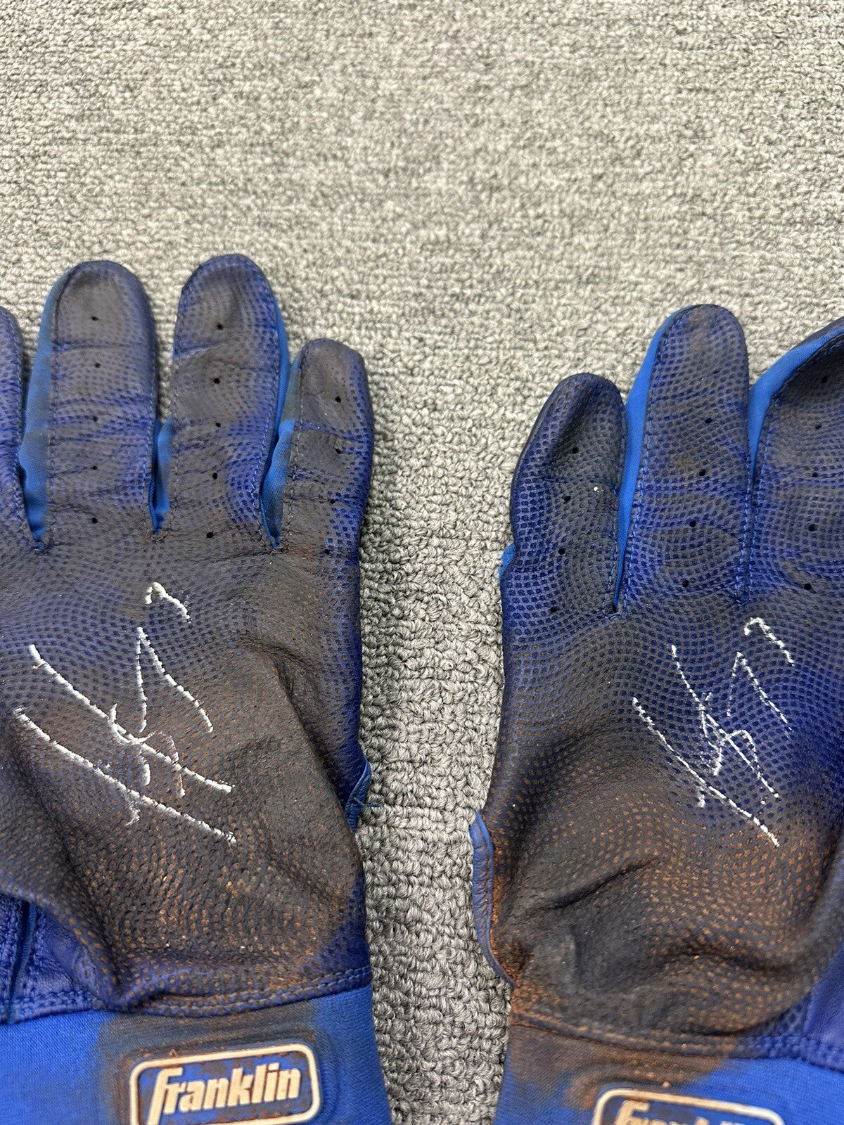 Luis Arraez Game Used Batting Gloves 2023 Miami Marlins Signed GUG LOA