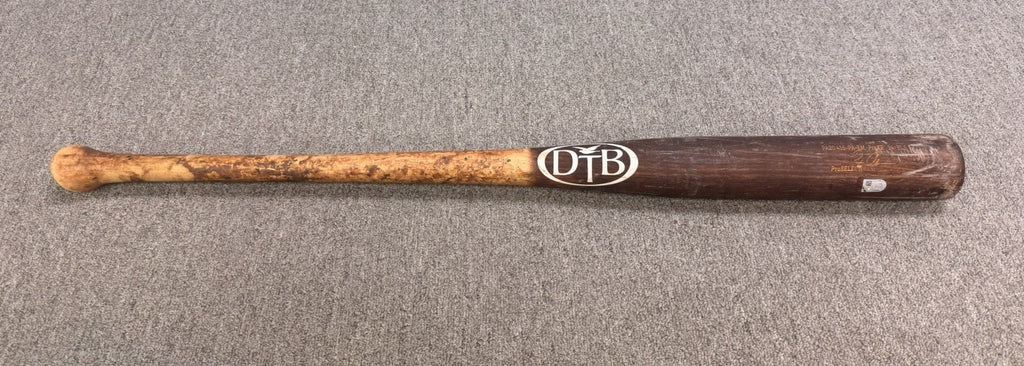 Pete Alonso Game Used Bat 2024 MLB Auth Excellent Use