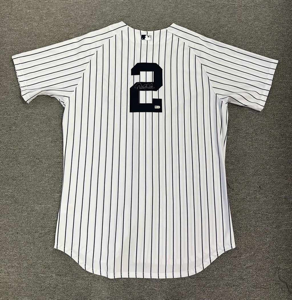 Derek Jeter New York Yankees Team Issued Jersey MLB Authenticated 2014 Signed