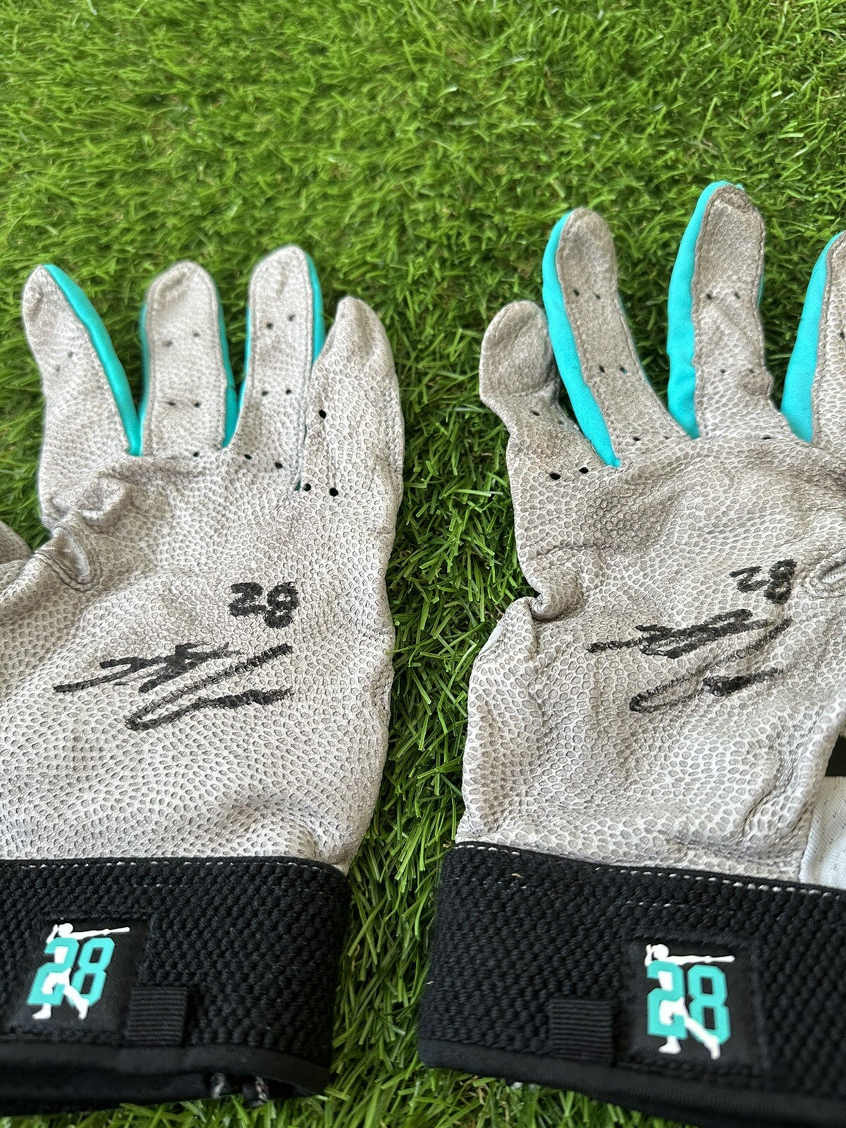 Nolan Arenado Colorado Rockies Game Used Batting Gloves “Signed, Excellent use”