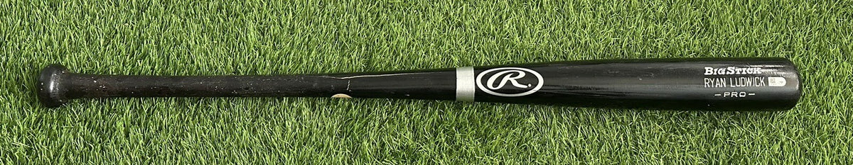 Ryan Ludwick Cincinnati Reds Game Used Bat 2012 MLB Auth