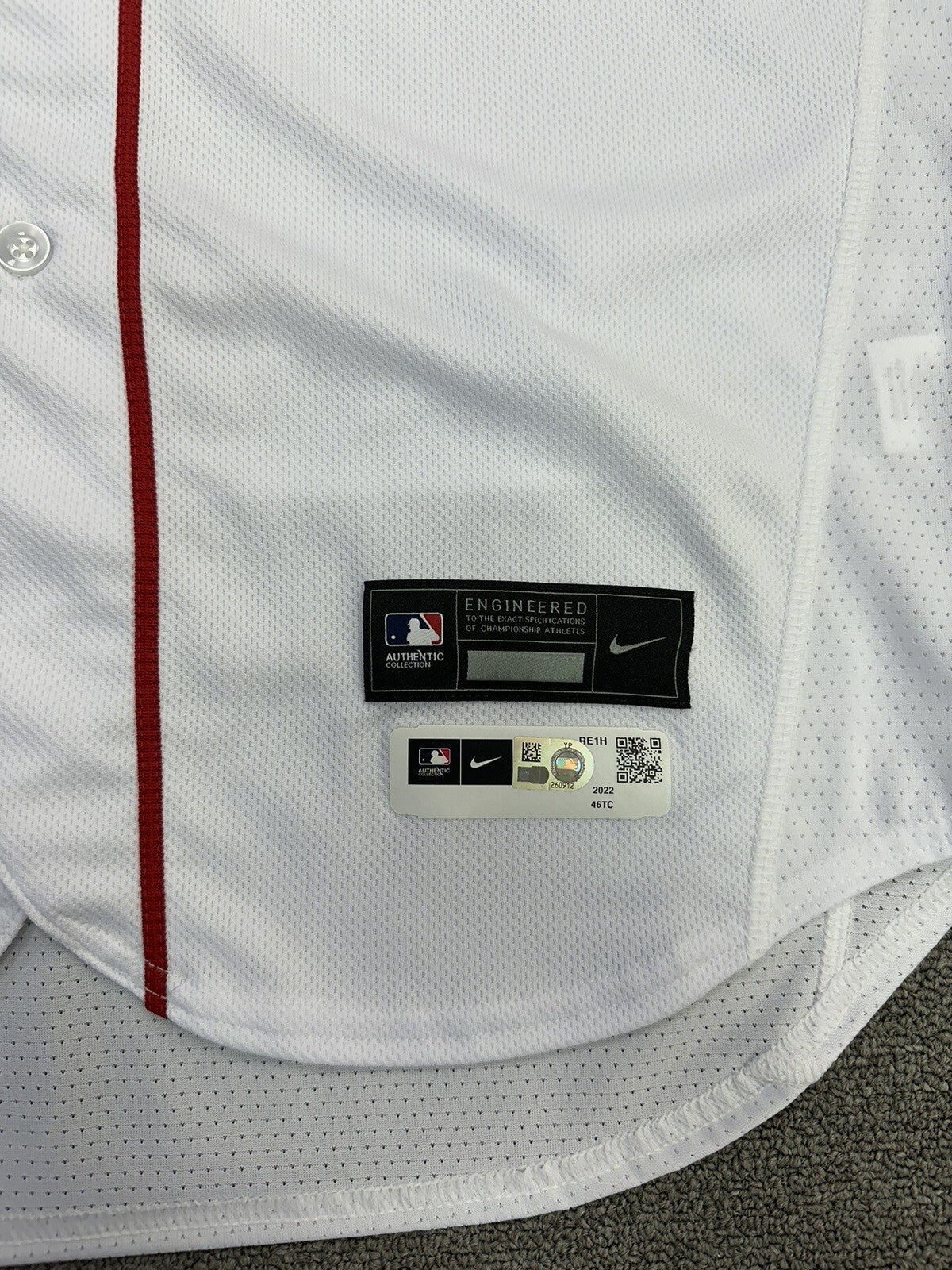 Joey Votto Cincinnati Reds Game Issued Jersey Home white 2022 MLB Authenticated