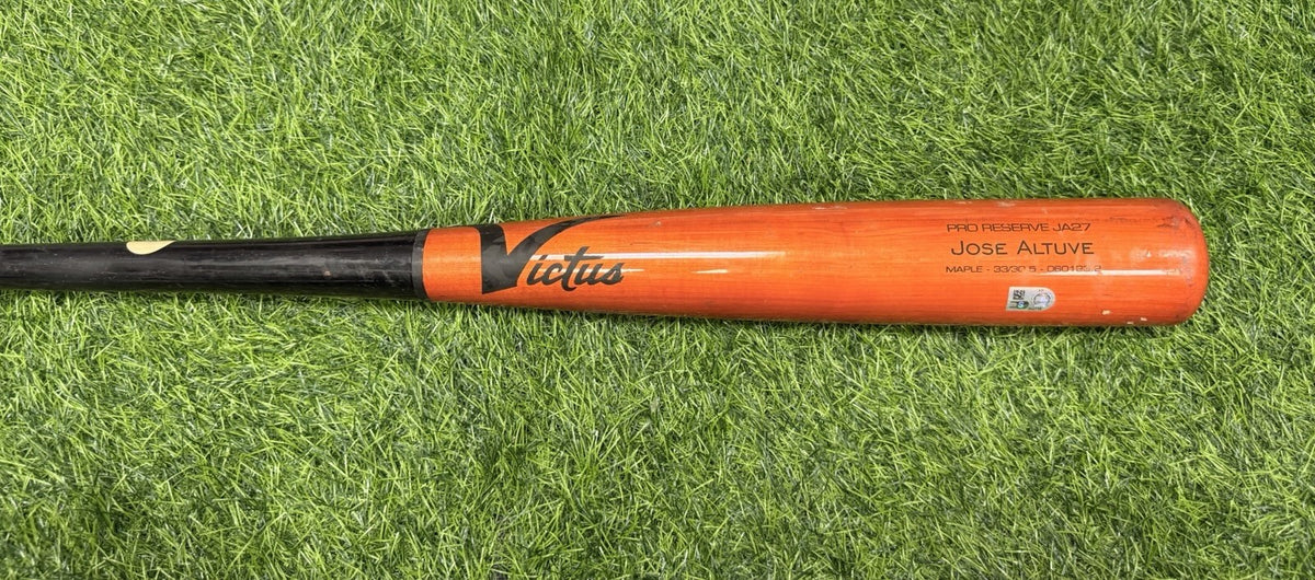 Jose Altuve Houston Astros Game Used Bat 2023 MLB Auth Uncracked