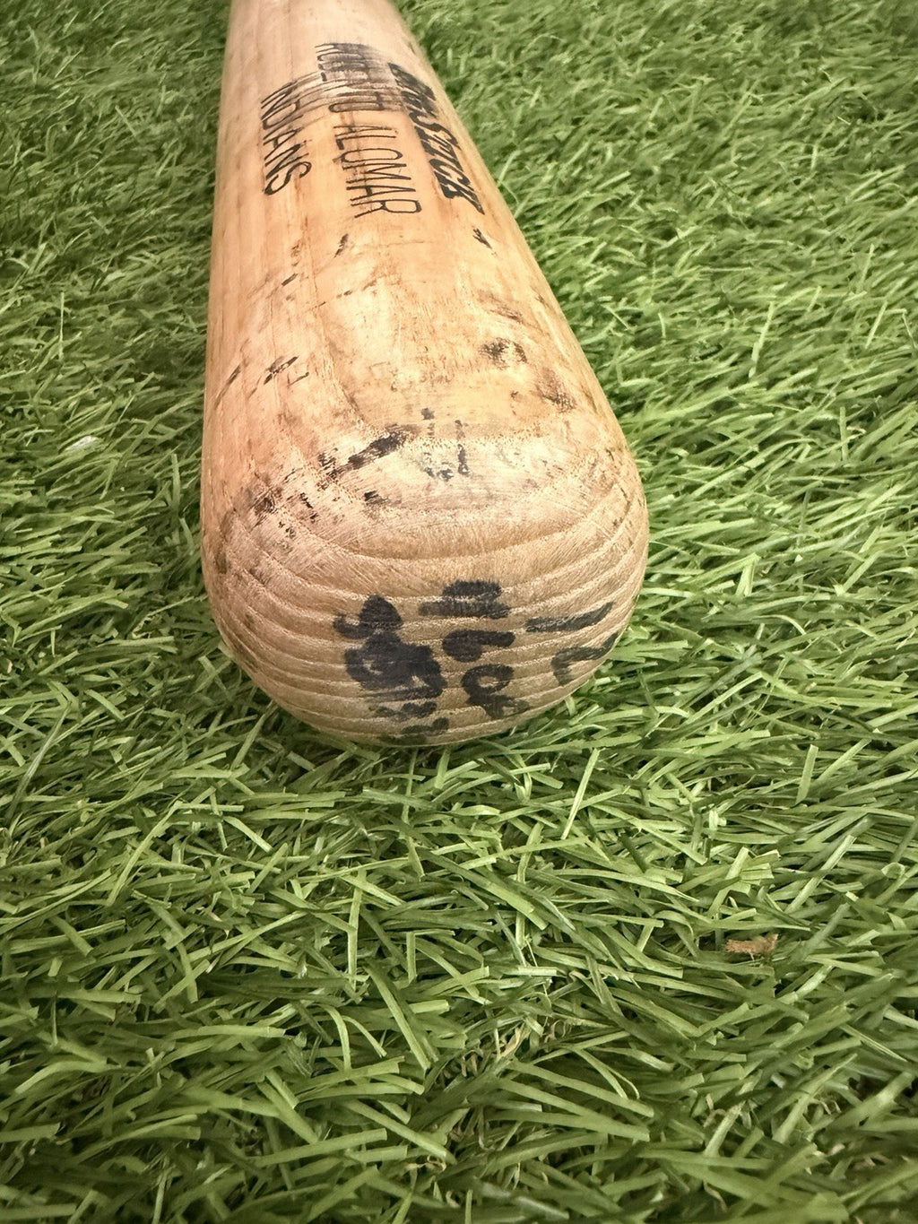 Roberto Alomar Game-Used Bat – Cleveland Indians – 2001 PSA GU 9