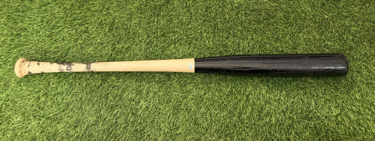 Salvador Perez Royals Game Used Bat 2024 Signed Uncracked GUG LOA