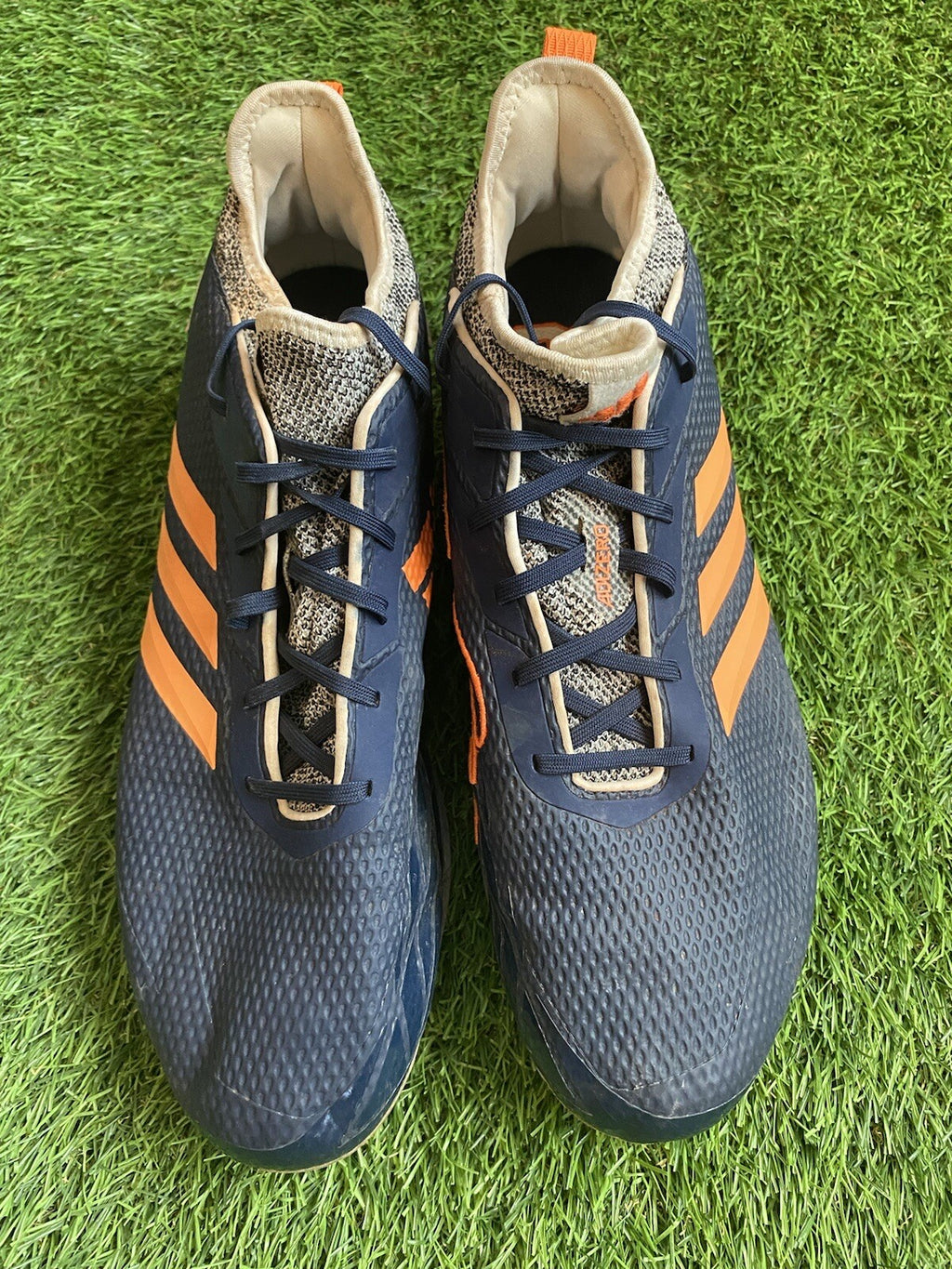 Carlos Correa Houston Astros Game Used Cleats Signed 2018 “76th Career HR”