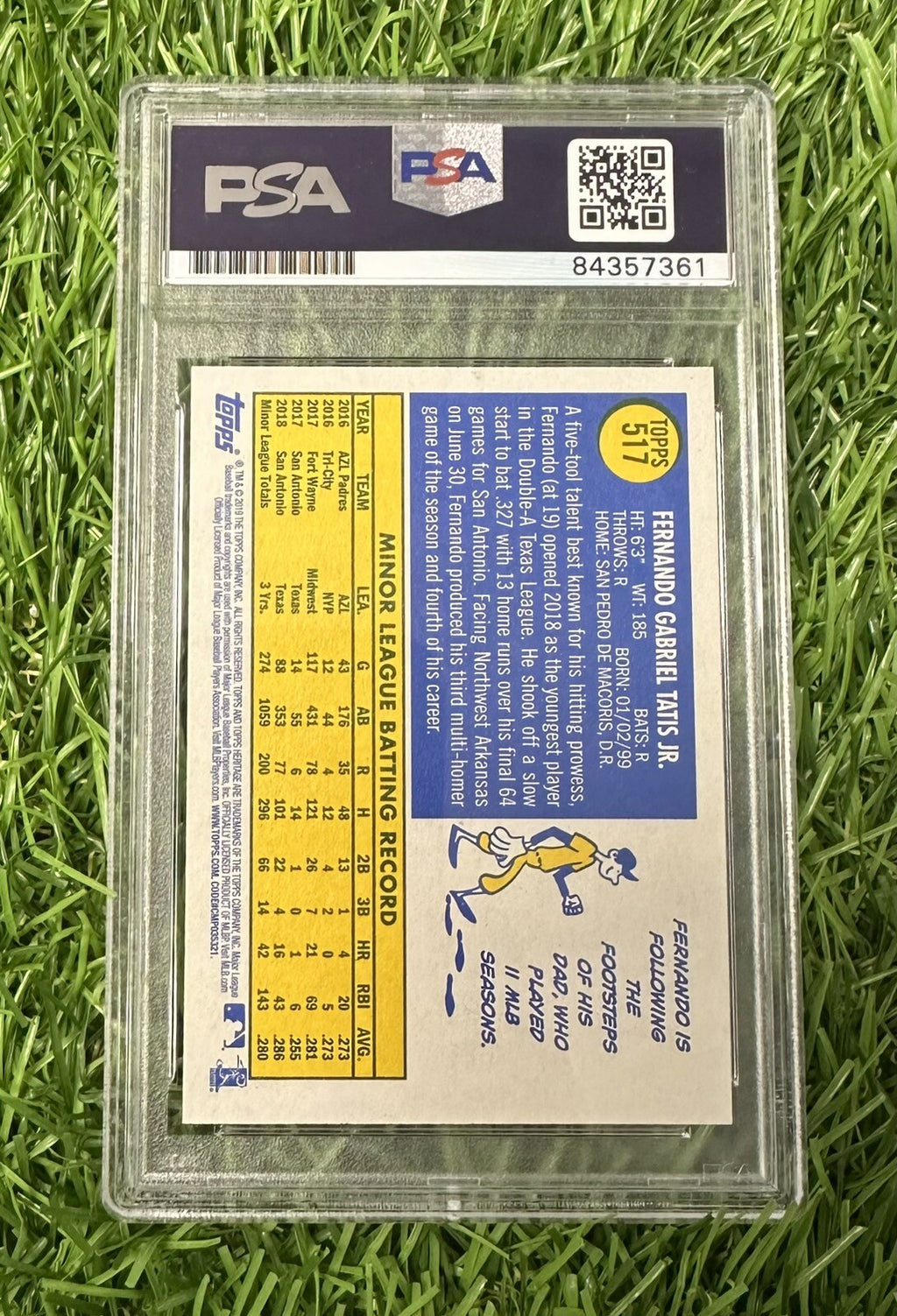 Fernando Tatis Jr. Signed 2019 Topps Heritage #517  Rookie card PSA/DNA 10 Auto