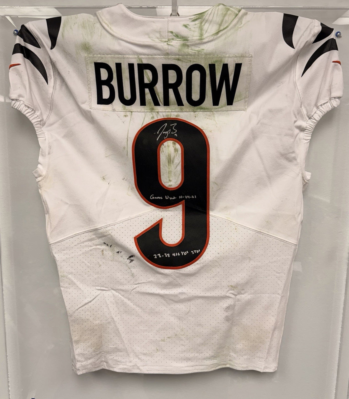 Joe Burrow Bengals Game-Used Jersey — Signed 2021 - Fanatics LOA Matched