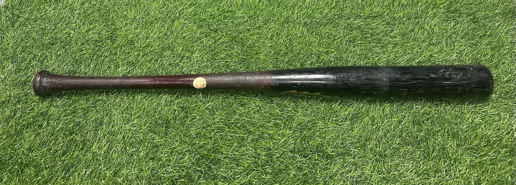 Yainer Diaz Houston Astros Game Used Bat 2024 Uncracked MLB Auth